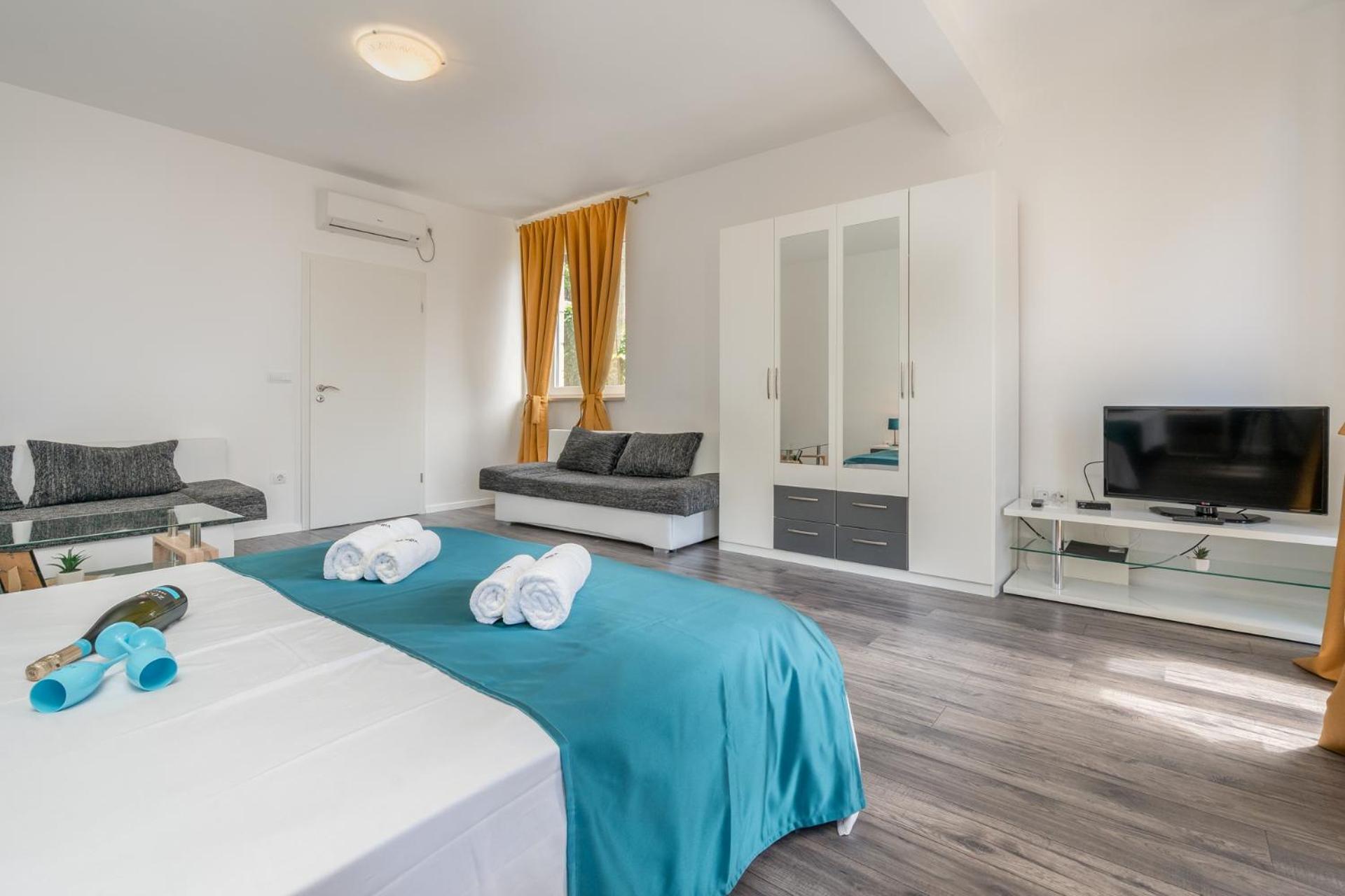 Apartments Villa Silvana Млини Экстерьер фото